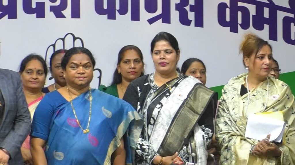 गुंजन सिंह (कांग्रेस/विपक्ष नेता) द्वारा भाजपा सरकार पर किए गए इस तीखे प्रहार को Political News और Chhattisgarh Politics में वायरल करने के लिए बेहतरीन SEO हेडलाइन विकल्प यहाँ दिए गए हैं: विकल्प 1: ‘अपराधगढ़’ और ‘गरीबों का हक’ (Best for Google Discover) “बीजेपी राज में ‘अपराधगढ़’ बना छत्तीसगढ़! गुंजन सिंह का सरकार पर बड़ा हमला- ‘जी राम जी’ योजना से गरीबों के हक पर डकैती