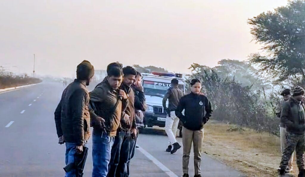 Patna Encounter News: मसौढ़ी में पुलिस एनकाउंटर, लॉरेंस गैंग से जुड़ा कुख्यात परमानंद यादव घायल