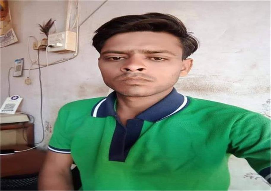 Faridabad Crime: फरीदाबाद में टैक्सी ड्राइवर की बेरहमी से हत्या; बदमाशों ने चाकू से किए ताबड़तोड़ वार, इलाके में सनसनी