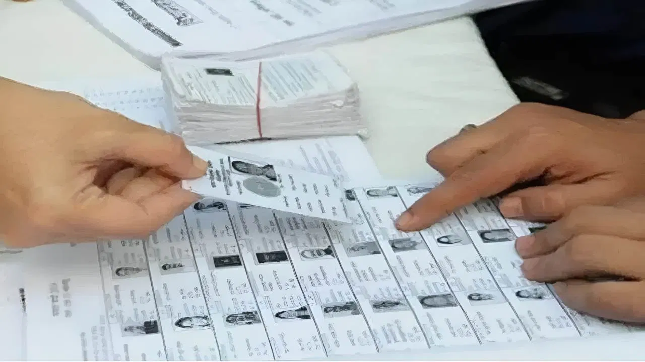Assam Voter List: असम की फाइनल वोटर लिस्ट जारी; ड्राफ्ट सूची से 2.43 लाख नाम बाहर, अब 2.49 करोड़ मतदाता करेंगे फैसला